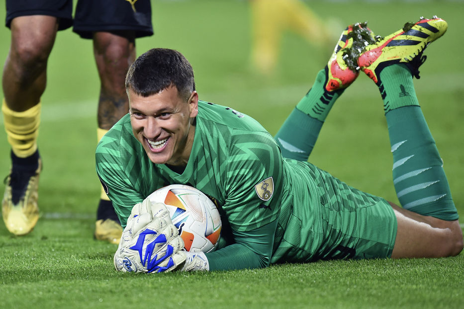 Desde Washington Aguerre hasta Abel Hernández: las posibles altas de Peñarol en el mercado