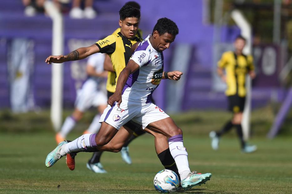 “Juan Álvez es el mejor lateral con el que jugué, no lo supera ni Hakimi”: dijo Ugarte