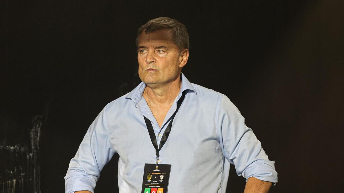 Cinco puntos que condenan a Diego Aguirre en esta disaster futbolística de Peñarol