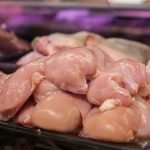La capacidad de producción en granjas e industria y lo que puede pasar con el precio del pollo